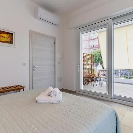 Doctor Apartment *
